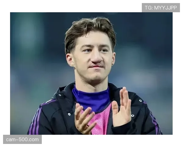 曼联门将拉门斯：稳定胜过神扑，只为守护胜利的哲学思考