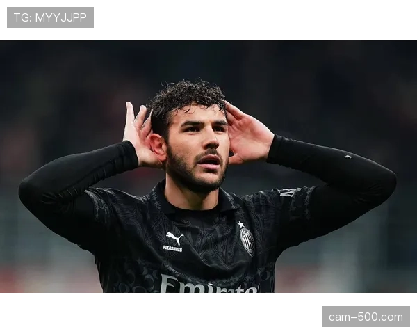 专访AC米兰主帅：详解将莱奥改造为“伪九号”背后的战术逻辑