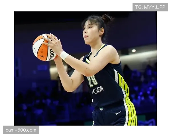 从伤病到回归：李月汝与达拉斯飞翼再续前缘的WNBA征程